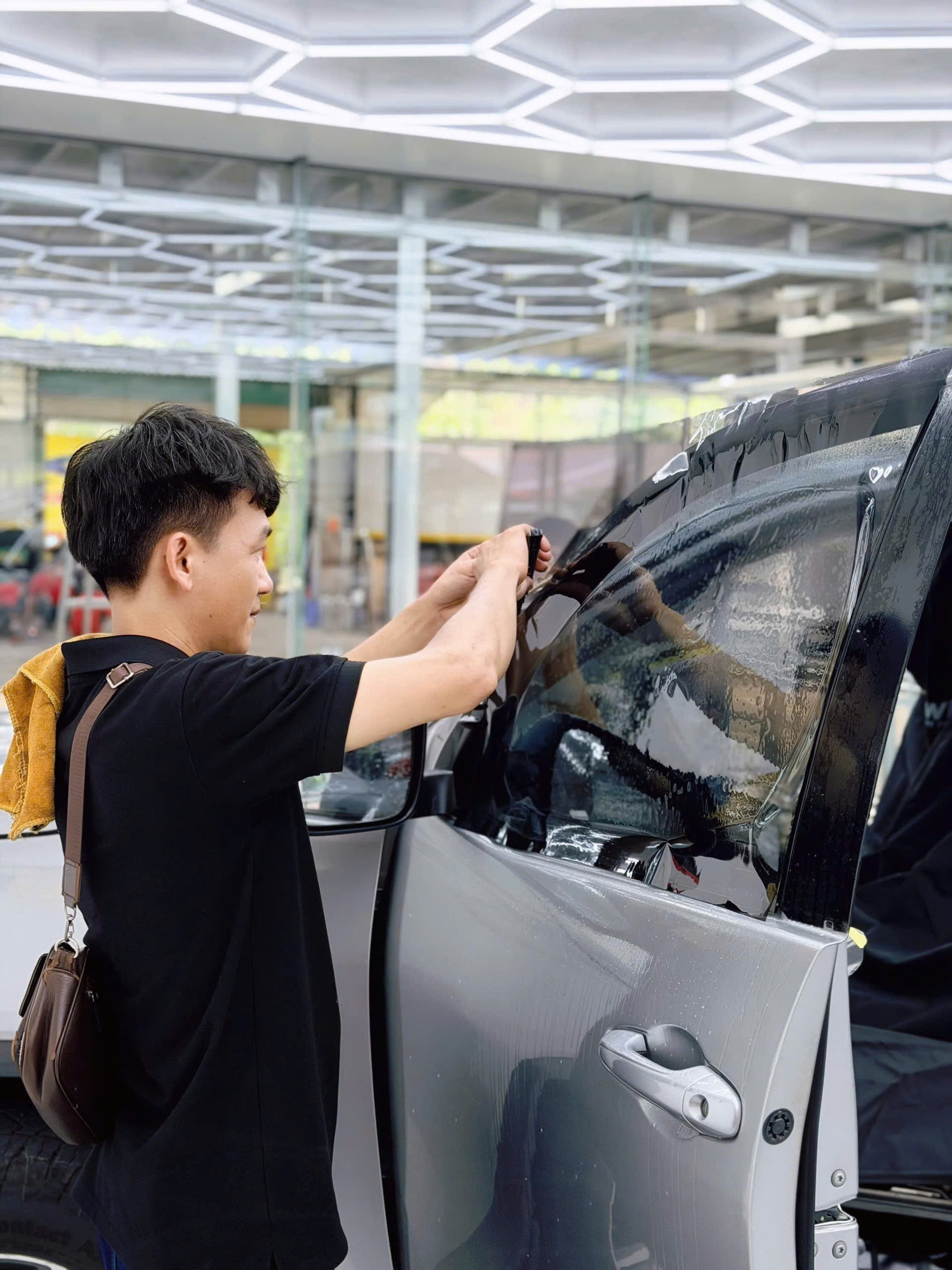 xưởng sửa chữa ô tô giá rẻ tại Bình Dương