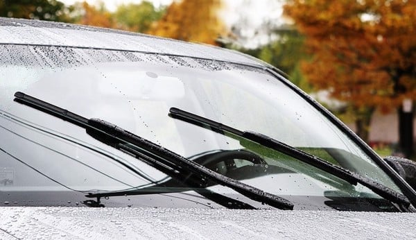 địa chỉ thay gạt mưa ô tô tại Bình Dương - TPHCM