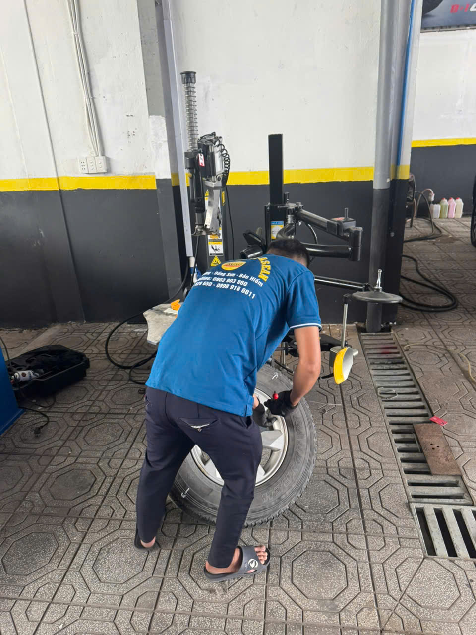 địa chỉ thay lốp xe ô tô điện uy tín tại Bình Dương