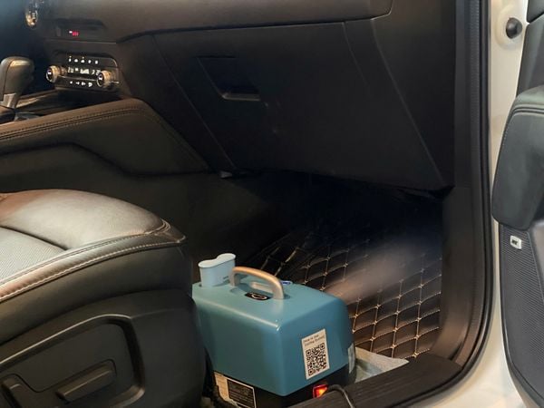 khử mùi nội thất ô tô tại Bình Dương – TPHCM