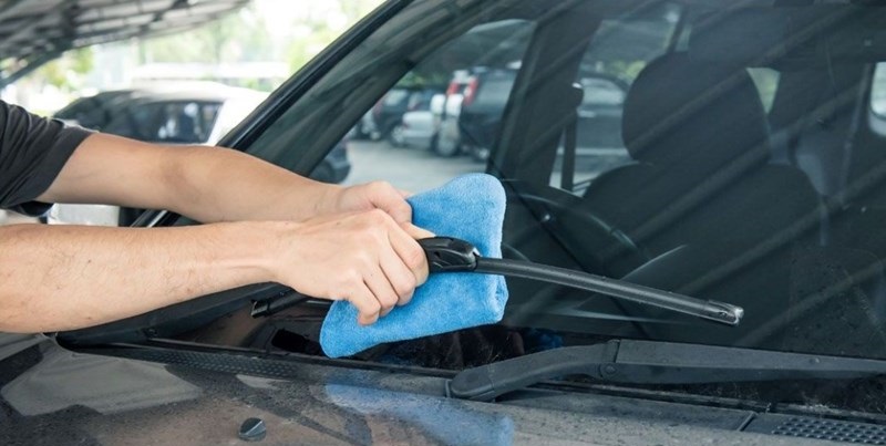 Địa chỉ thay gạt mưa ô tô tại Bình Dương uy tín