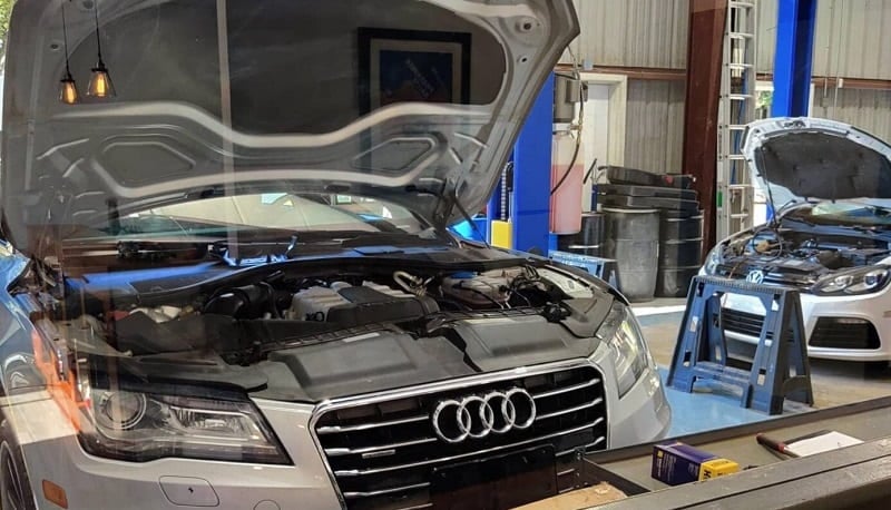 garage ô tô chuyên dòng xe Đức