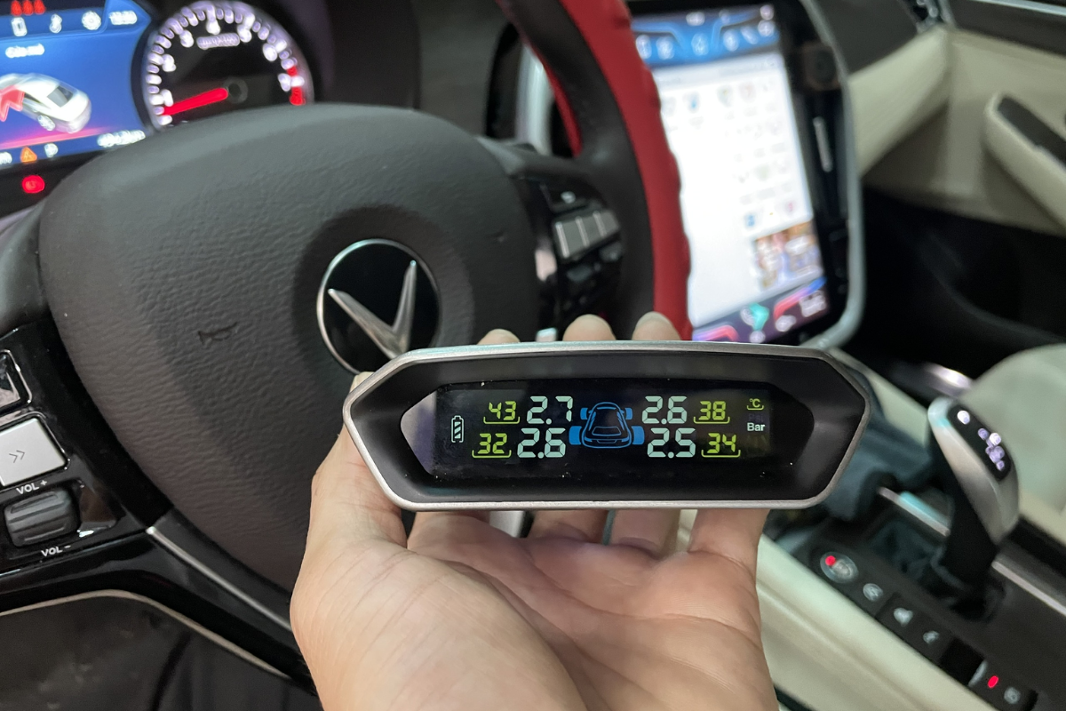 lắp cảm biến áp suất lốp tại Bình Dương - TPHCM