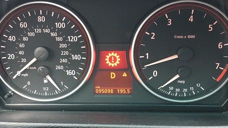 ô tô không vào được số