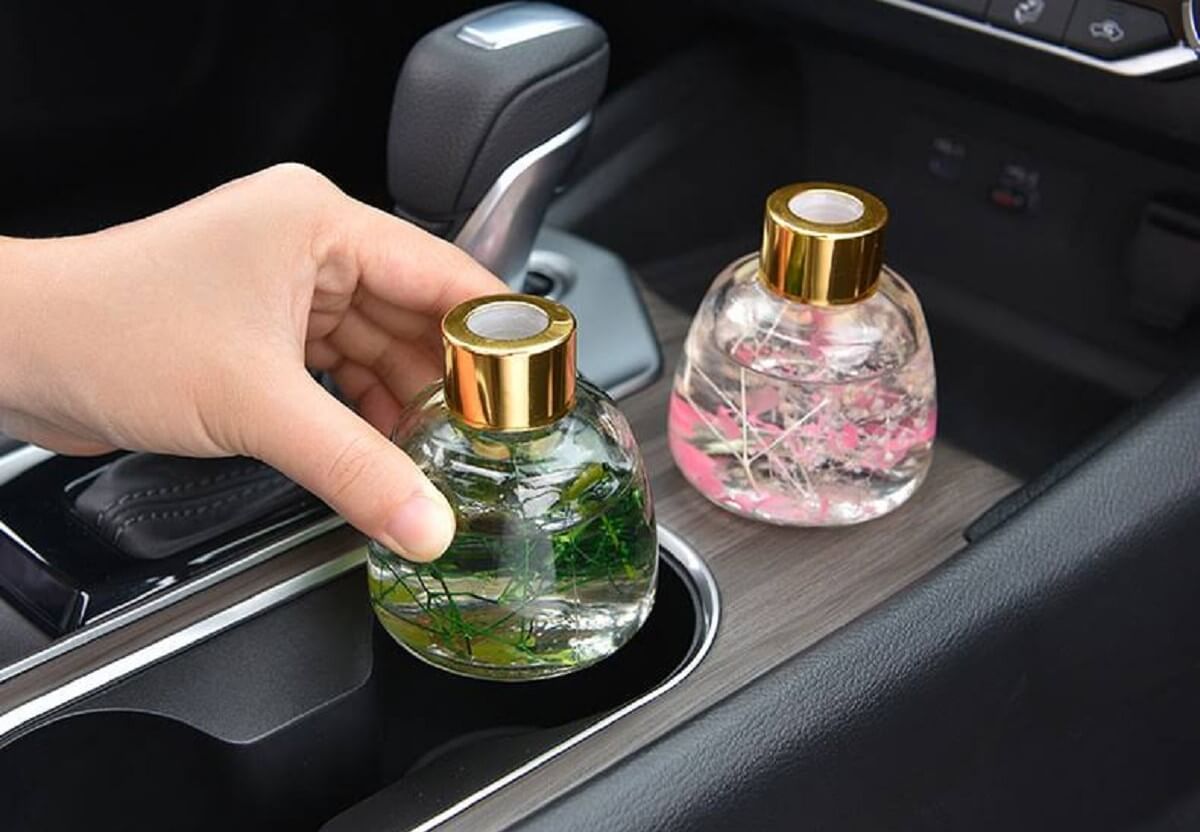 chia sẻ mẹo khử mùi cho ô tô cực kỳ hiệu quả