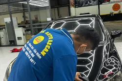 Có nên đánh bóng ô tô không?