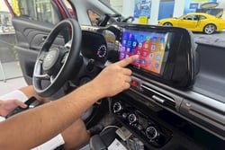 Dịch vụ lắp màn hình ô tô tại TPHCM