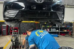 Garage ô tô chuyên Toyota tại Bình Dương