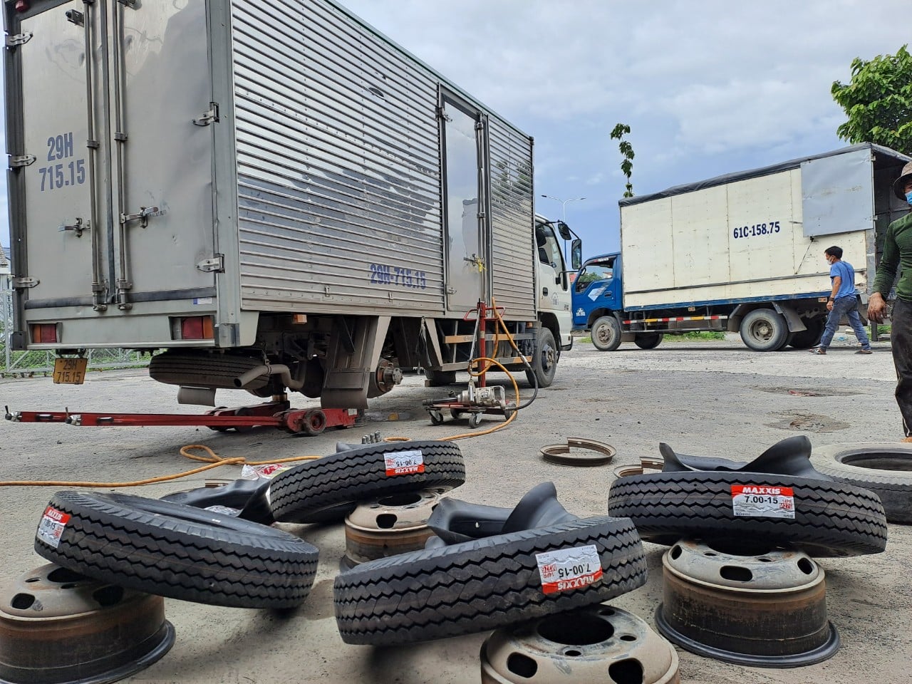 lốp xe tải giá rẻ tại Bình Dương