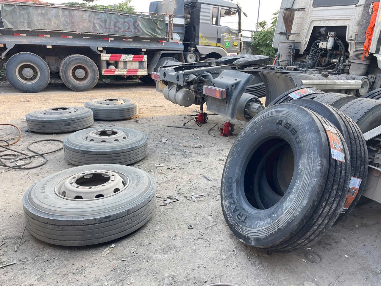 lốp xe tải giá rẻ tại Bình Dương