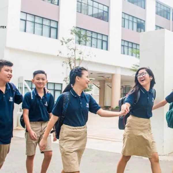 Bộ đồng phục học sinh Vinschool áo polo xanh đen phối quần be