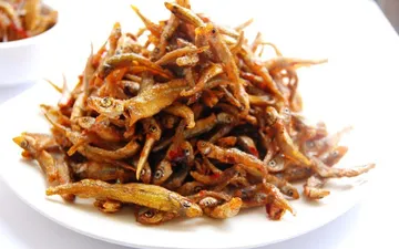 Quà quê Quảng Ngãi được nhiều người mua