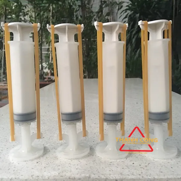 XI LANH BƠM KEO EPOXY