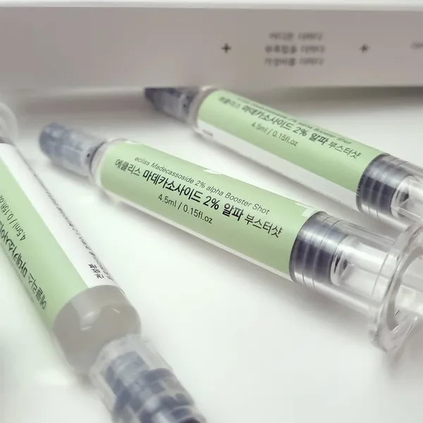 Tinh chất làm dịu da Madecassoside  2% booster shot