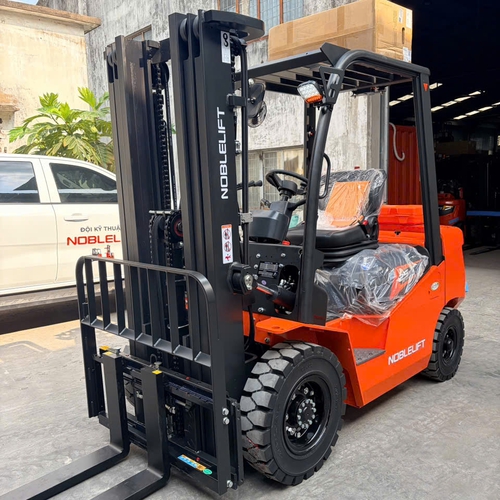 Xe nâng điện 2.5 tấn