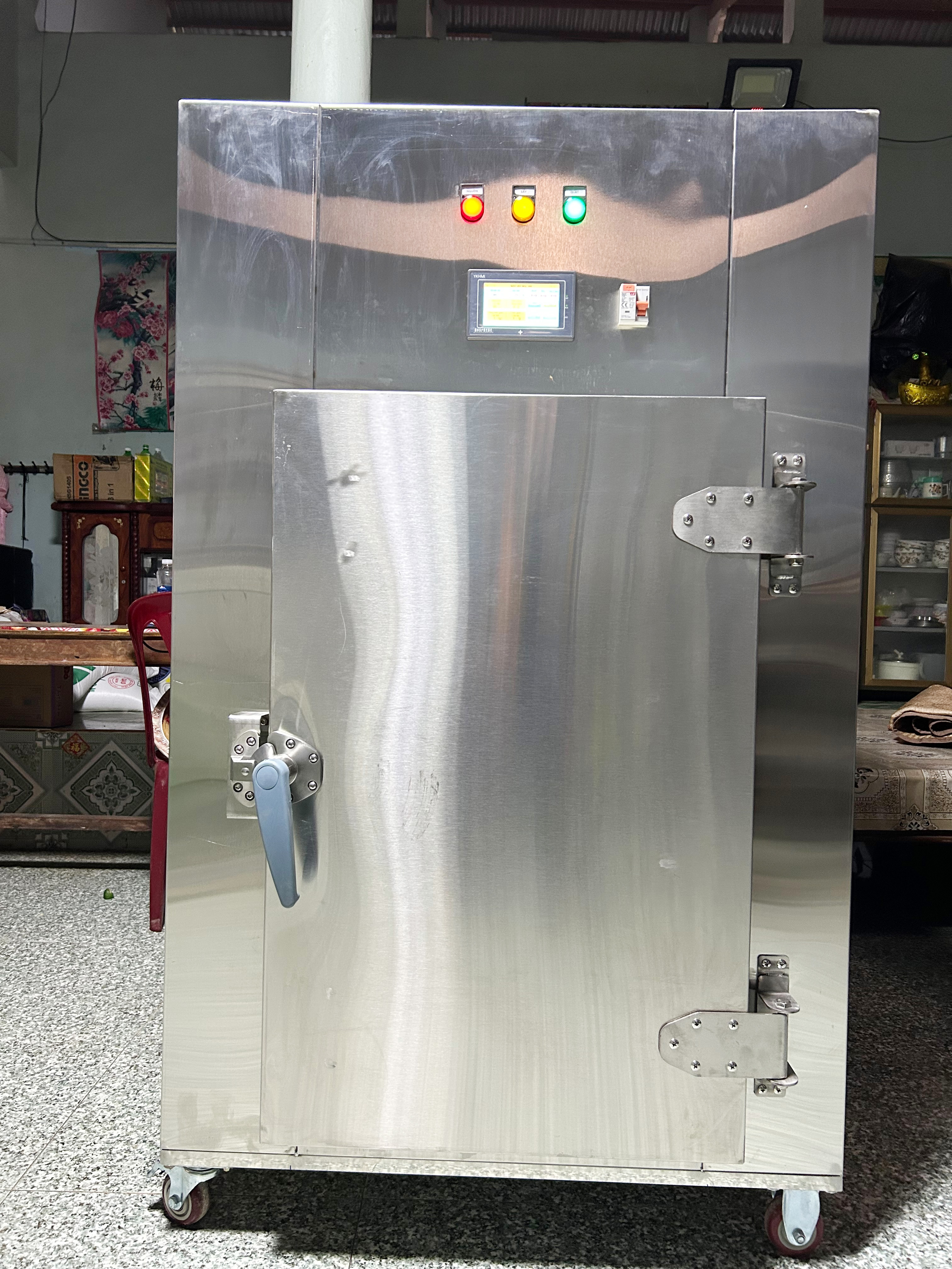 Máy sấy lạnh đang chạy Máy sấy lạnh đang chạy