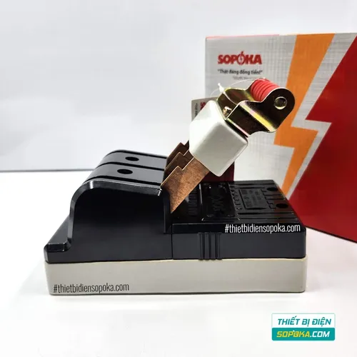 Cầu Dao Đế Sứ 3 Pha 3P 150A 600V D17 SOPOKA