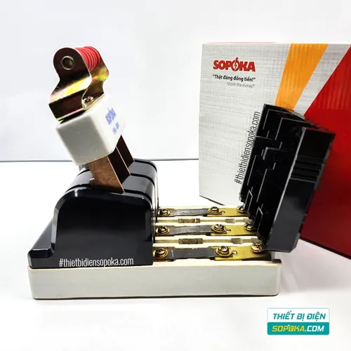 Cầu Dao Đế Sứ 3 Pha 3P 150A 600V D17 SOPOKA
