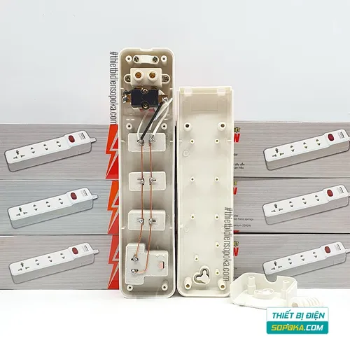 Ổ Cắm Điện 4 Lỗ Lõi Sứ Không Dây 2200W Có Công Tắc 4M-0 SOPOKA