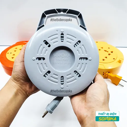 Ổ Cắm Điện Quay Cuộn Dây Tròn 2200W 10A Q45G/Q75G SOPOKA