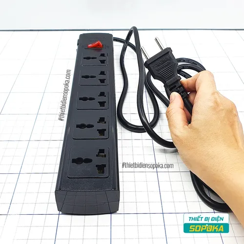 Ổ Cắm Điện 5 Lỗ 3 Chấu Lõi Sứ Chống Cháy Tự Ngắt Quá Tải 2200W 10A 5T SOPOKA