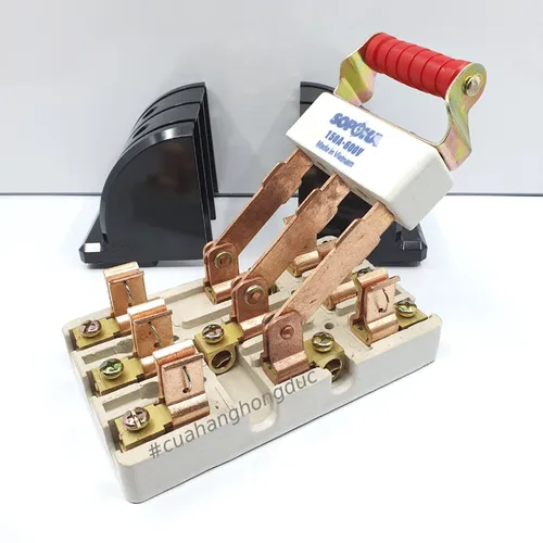 Cầu Dao Đảo Đế Sứ 3 Pha 150A 3P 2N 600V Màu Đen D43 SOPOKA