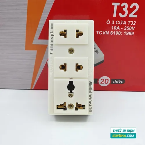 Ổ Cắm Điện SOPOKA 3 Lỗ Gắn Táp Lô 2200W 10A T32 SOPOKA
