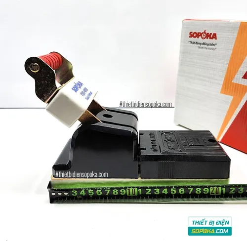 Cầu Dao Đế Sứ 1 Pha 150A 2P D34 SOPOKA