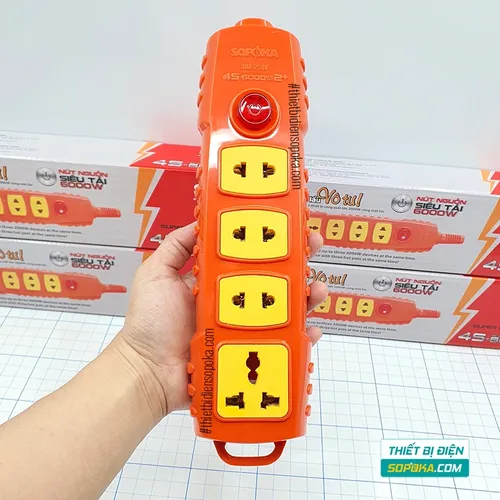 Ổ Cắm Điện 4 Lỗ 6000W Không Dây Có Nút Nguồn 4S-6000W2+ SOPOKA