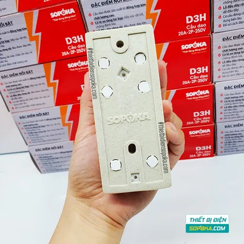 Cầu Dao Đế Sứ 1 Pha 250V 20A 2P D3H SOPOKA
