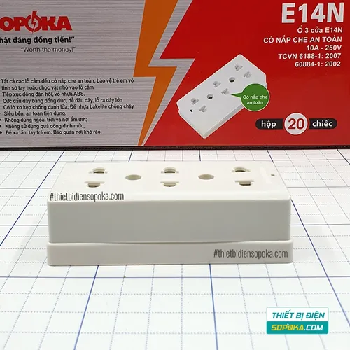 Ổ Cắm Điện 3 Lỗ Gắn Táp Lô Gắn Tường Có Nắp Che E14N SOPOKA