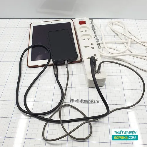 Ổ Cắm Điện 4 Lỗ Sạc Nhanh USB Type-C Lõi Sứ 2200W 10A 250V 4C2 SOPOKA