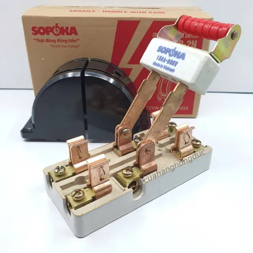 Cầu Dao Đảo Đế Sứ 1 Pha 150A 2P 600V 2N Màu Đen D41 SOPOKA