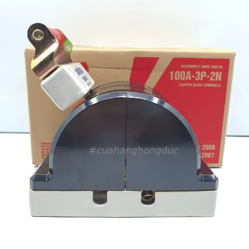 Cầu Dao Đảo Đế Sứ 3 Pha 100A 3P 2N 600V Màu Đen D37 SOPOKA