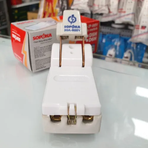 Cầu Dao Đế Sứ 1 Pha 30A-2P Cực Đúc D5H SOPOKA