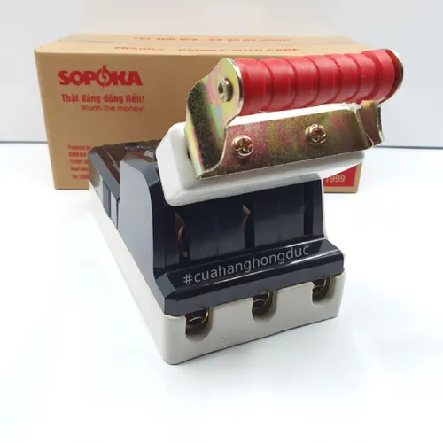 Cầu Dao Đế Sứ 3 Pha 3P 150A 600V Màu Đen D17 SOPOKA