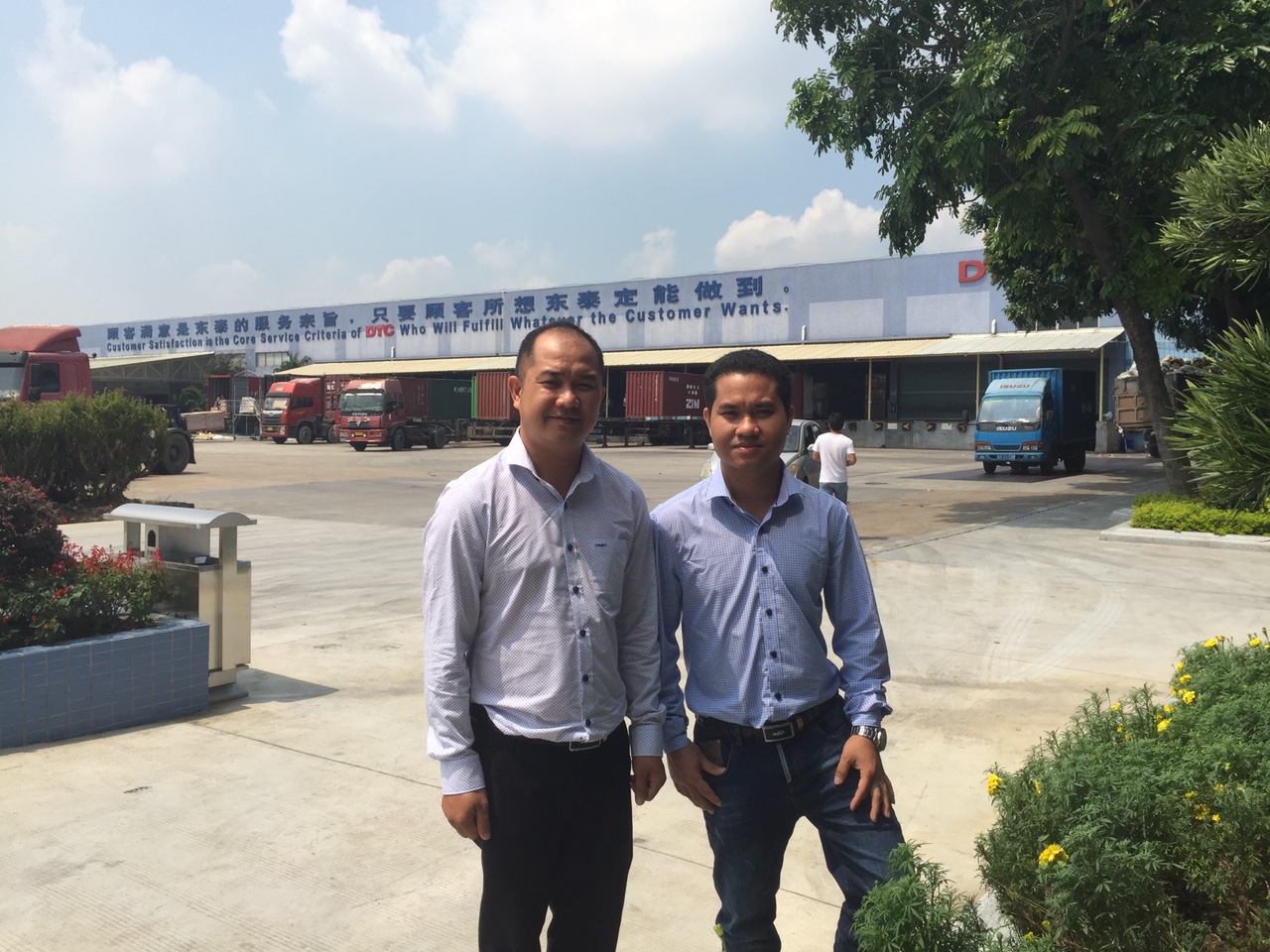 Giám Đốc Công ty TNHH Ray Trượt DTC công tác tại Tổng công ty DTC tại Trung Quốc Giám Đốc Công ty TNHH Ray Trượt DTC công tác tại Tổng công ty DTC tại Trung Quốc