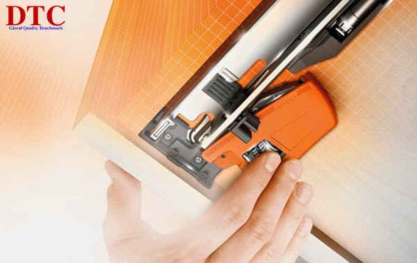 Là một bộ phận không thể thiếu dùng cho cửa lùa nên ray trượt cửa lùa được xem là phụ kiện khá quan trọng Là một bộ phận không thể thiếu dùng cho cửa lùa nên ray trượt cửa lùa được xem là phụ kiện khá quan trọng