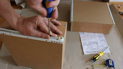 Cách lắp thanh trượt ngăn kéo đúng quy trình chỉ trong 2 phút Cách lắp thanh trượt ngăn kéo đúng quy trình chỉ trong 2 phút