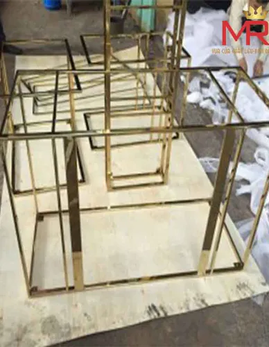 KHUNG INOX MẠ VÀNG