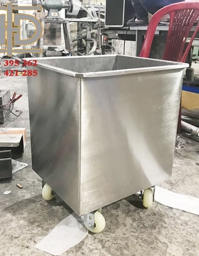 THIẾT BỊ XE ĐẨY HÀNG INOX I10