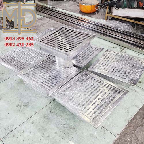 Phễu thoát sàn inox 304