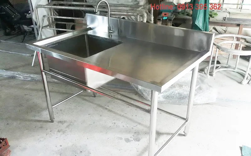 Sản xuất gia công chậu rửa công nghiệp theo yêu cầu