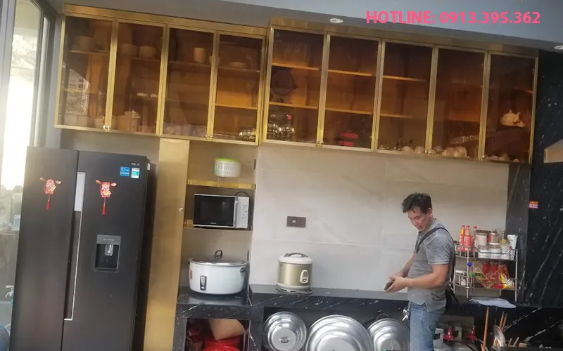 Thiết kế thi công và gia công tủ bếp inox theo yêu cầu