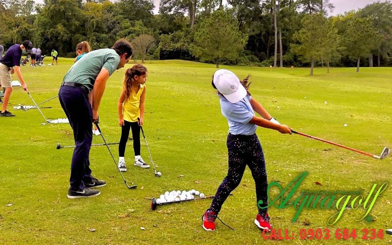 Học đánh golf đúng kỹ thuật tránh sai lầm phổ biến Học đánh golf đúng kỹ thuật tránh sai lầm phổ biến