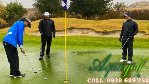 Di chuyển bóng trên green theo luật chơi golf Di chuyển bóng trên green theo luật chơi golf
