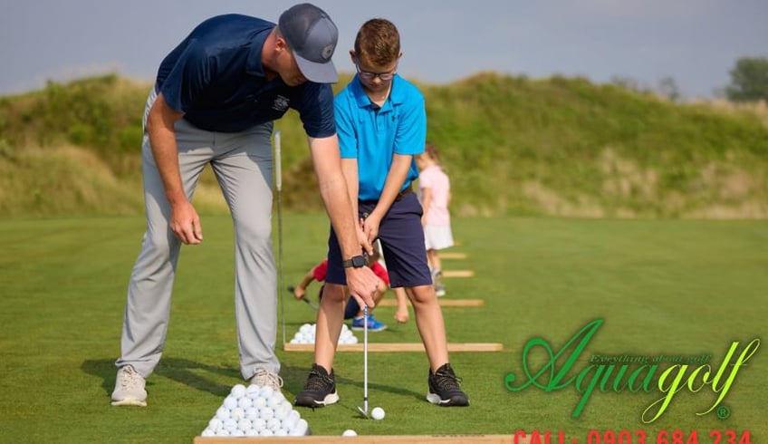 Đánh golf cho người mới tại AQUAgolf