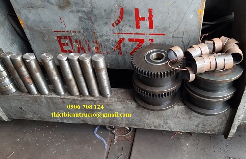 Bánh xe dầm biên đường kính 220 mm Bánh xe dầm biên đường kính 220 mm