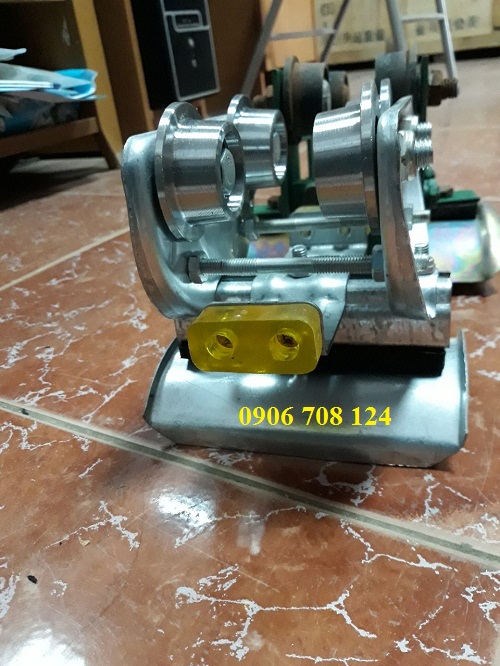 Con lăn chạy dầm I Con lăn chạy dầm I