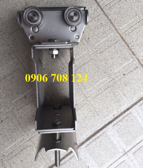 Con dẫn hướng ray C Con dẫn hướng ray C